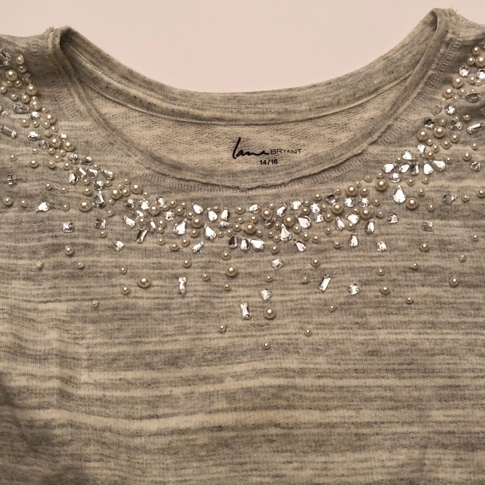 Lane Bryant embellished gray tee 14/16-gently worn